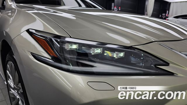 Lexus ES 2026 — photo 8