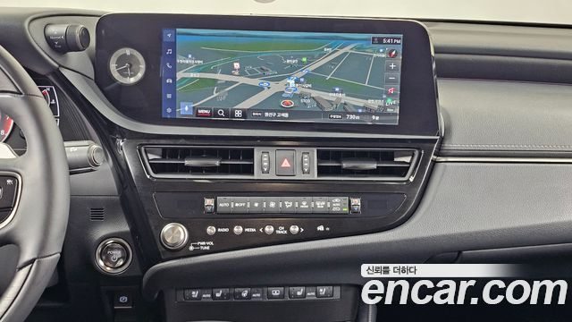 Lexus ES 2026 — photo 27