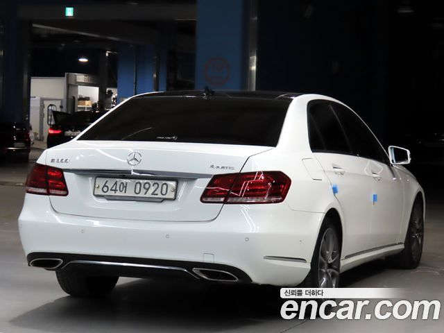 Mercedes-Benz E-Class 2016 — photo 2