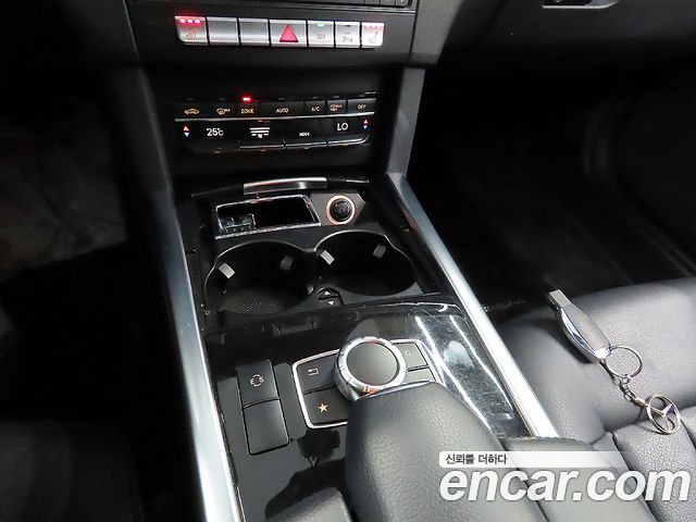 Mercedes-Benz E-Class 2016 — photo 15