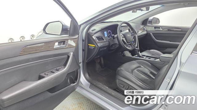Hyundai Sonata 2015 — photo 13