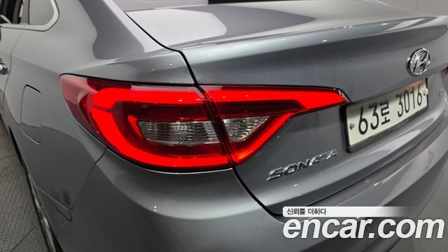 Hyundai Sonata 2015 — photo 9