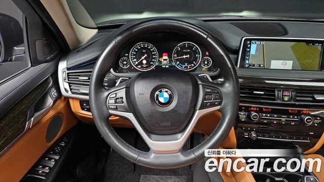 BMW X6 2017 — photo 12