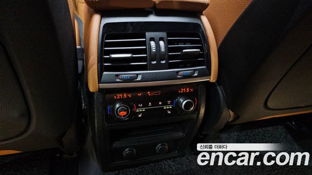 BMW X6 2017 — photo 18
