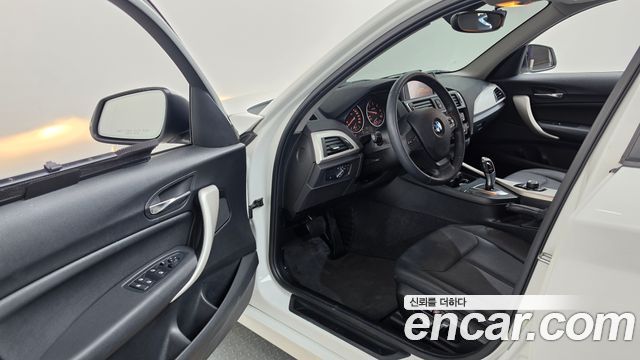 BMW 1-Series 2017 — photo 10