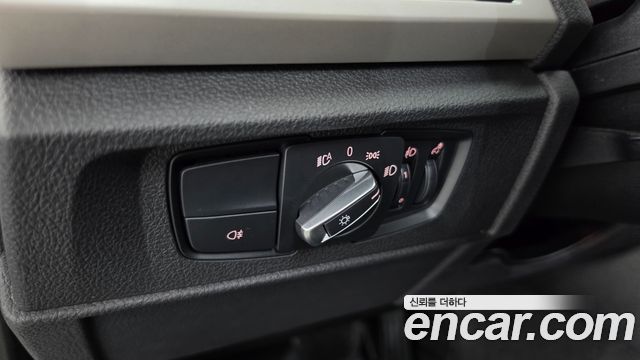 BMW 1-Series 2017 — photo 16