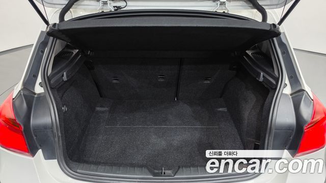 BMW 1-Series 2017 — photo 20