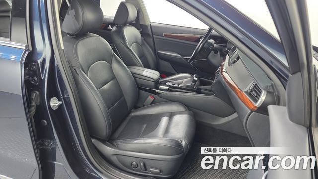 Kia K7 2016 — photo 16