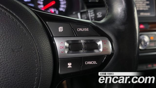 Kia K7 2016 — photo 28