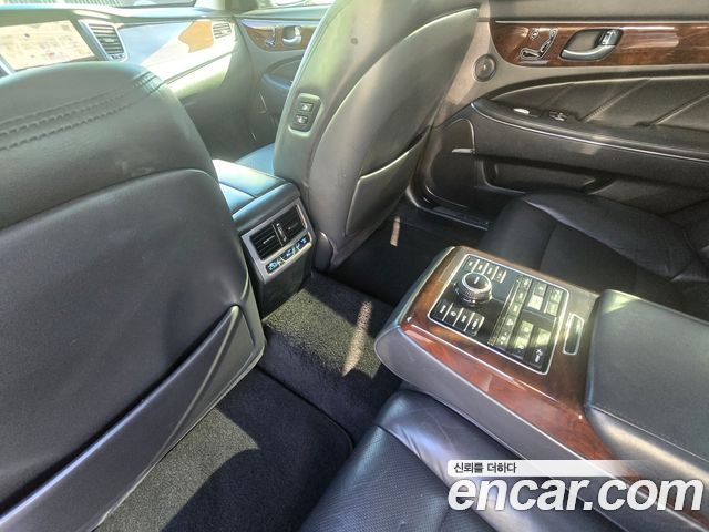 Hyundai Equus 2014 — photo 18