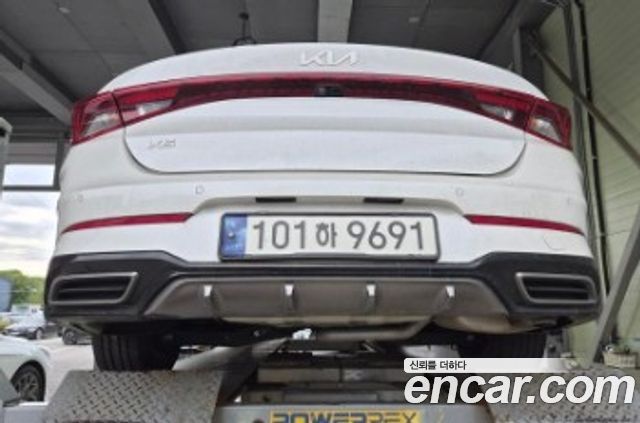 Kia K5 2023 — photo 2