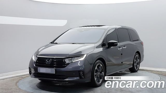 Honda Odyssey 2021 — photo 1