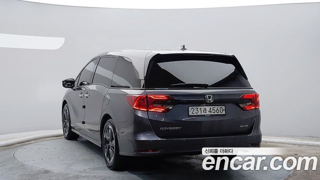 Honda Odyssey 2021 — photo 2