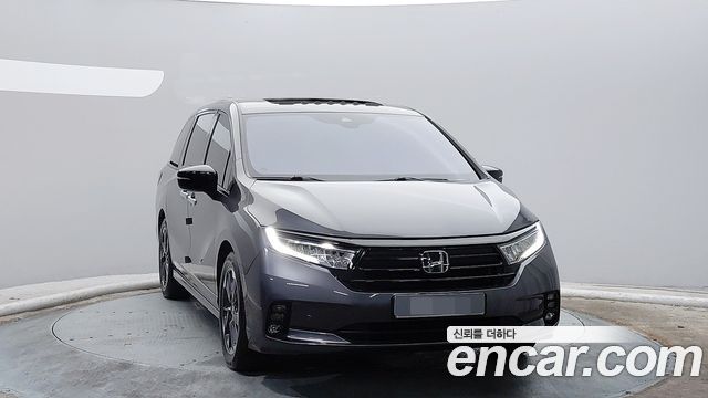 Honda Odyssey 2021 — photo 3