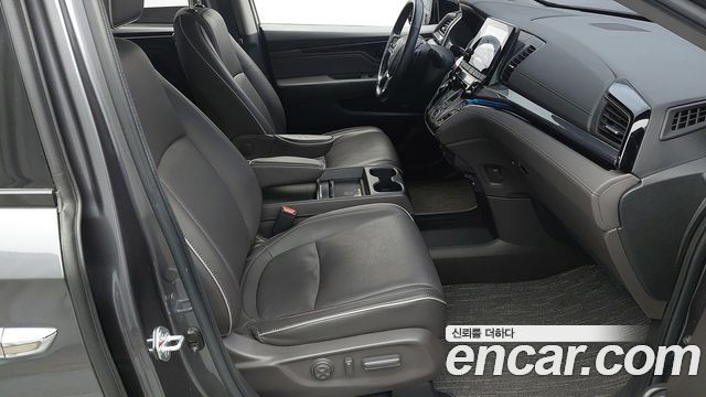 Honda Odyssey 2021 — photo 10