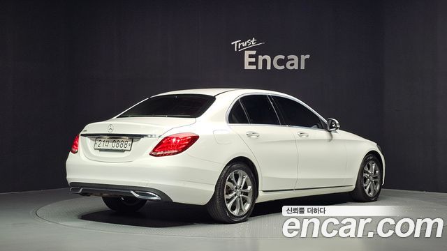 Mercedes-Benz C-Class 2016 — photo 2