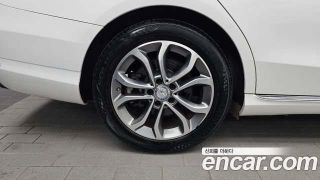 Mercedes-Benz C-Class 2016 — photo 5