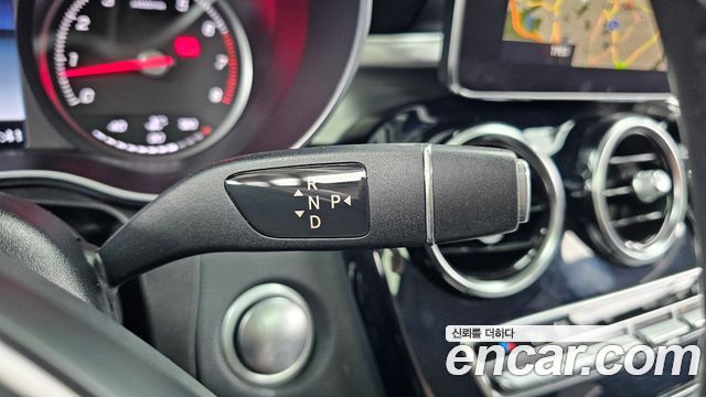 Mercedes-Benz C-Class 2016 — photo 9