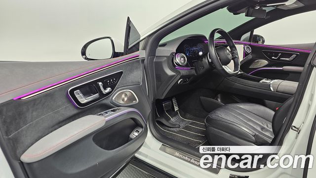 Mercedes-Benz EQS 2022 — photo 13