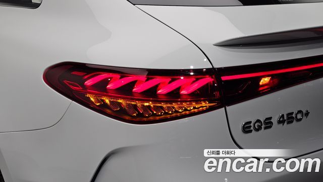 Mercedes-Benz EQS 2022 — photo 9