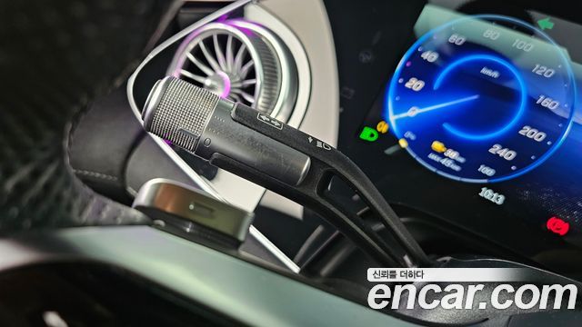 Mercedes-Benz EQS 2022 — photo 28