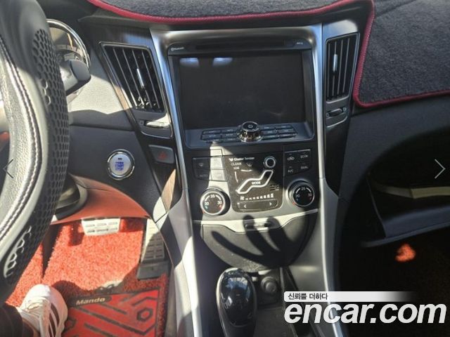 Hyundai Sonata 2012 — photo 8