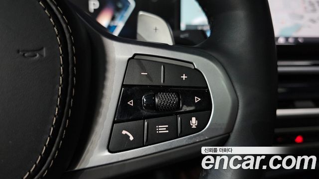 BMW X6 2025 — photo 32