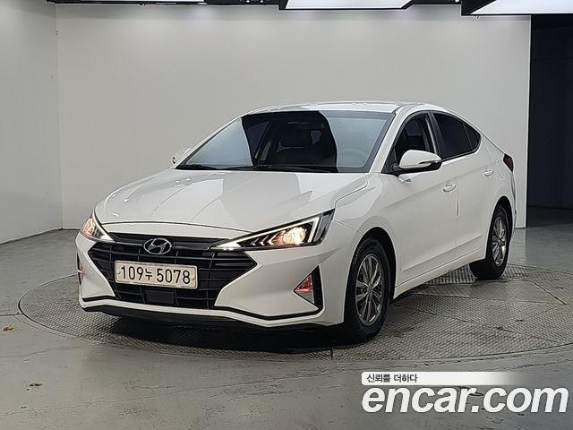 Hyundai AVANTE 2019 — photo 1