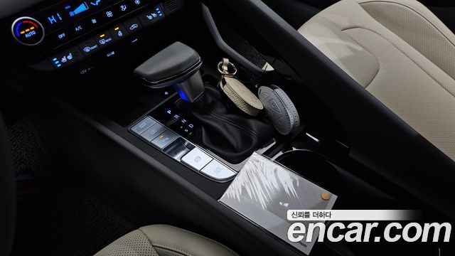 Hyundai AVANTE 2026 — photo 12