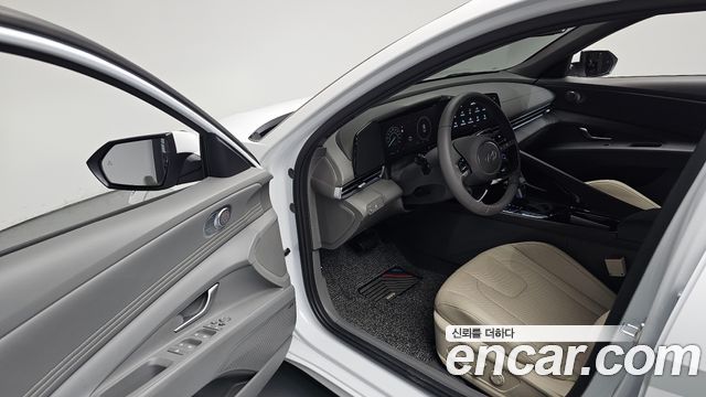 Hyundai AVANTE 2026 — photo 13