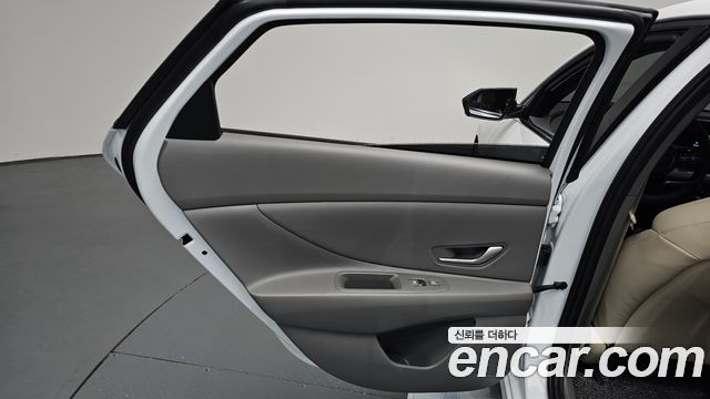 Hyundai AVANTE 2026 — photo 15
