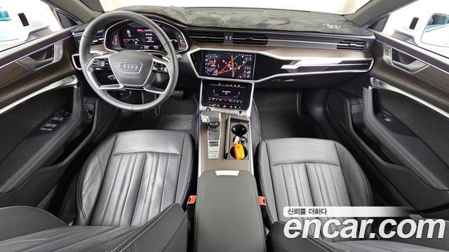 Audi A7 2023 — photo 10