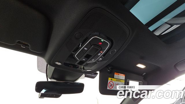 Audi A7 2023 — photo 27