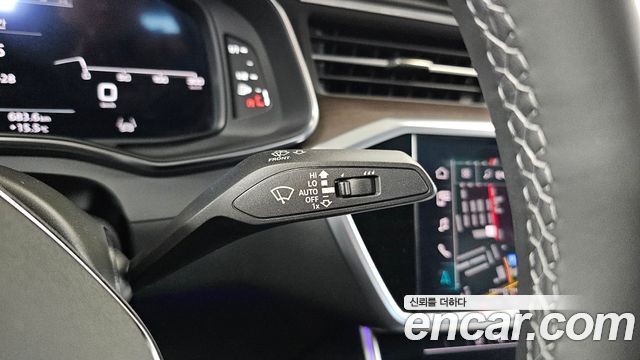 Audi A7 2023 — photo 30