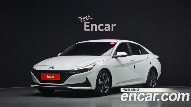 Hyundai AVANTE 2023 — photo 1