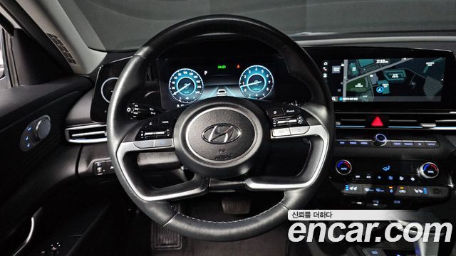 Hyundai AVANTE 2023 — photo 19