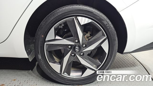 Hyundai AVANTE 2023 — photo 7