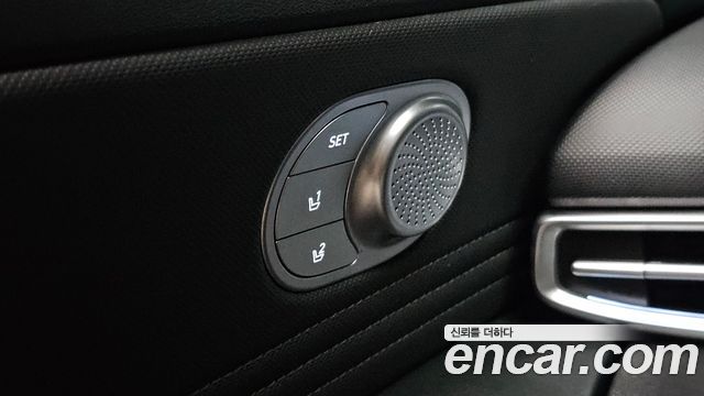 Hyundai AVANTE 2023 — photo 28