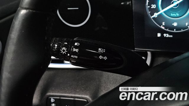 Hyundai AVANTE 2023 — photo 31