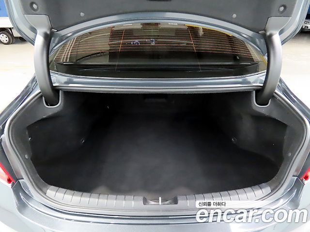 Hyundai Grandeur 2019 — photo 19