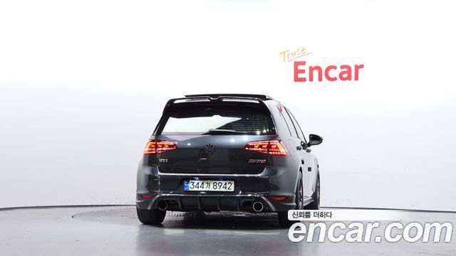 Volkswagen Golf 2015 — photo 4