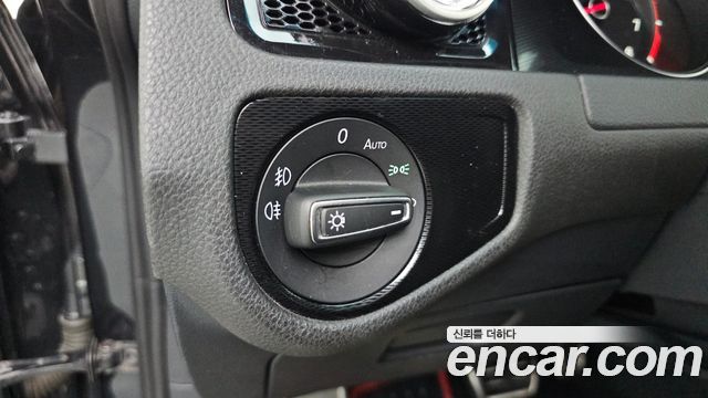 Volkswagen Golf 2015 — photo 16