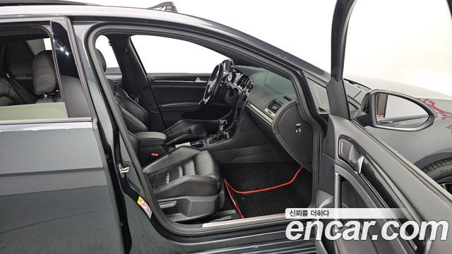 Volkswagen Golf 2015 — photo 18