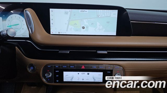 Genesis G90 2022 — photo 12