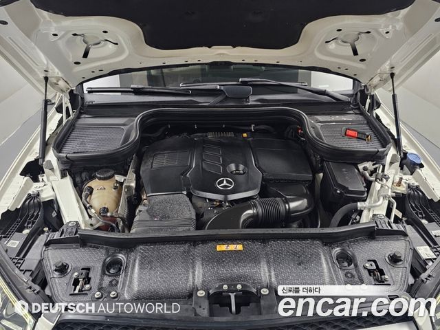 Mercedes-Benz GLE-Class 2021 — photo 6