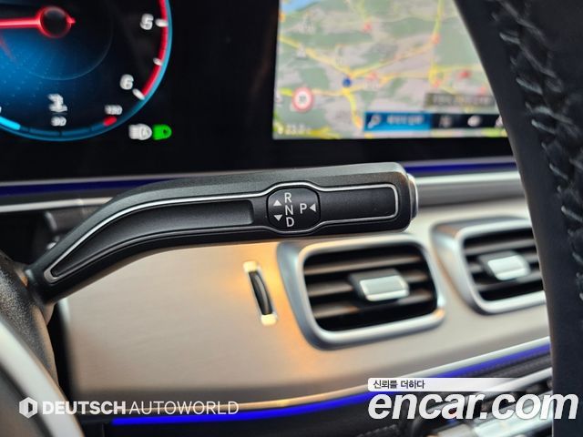 Mercedes-Benz GLE-Class 2021 — photo 9