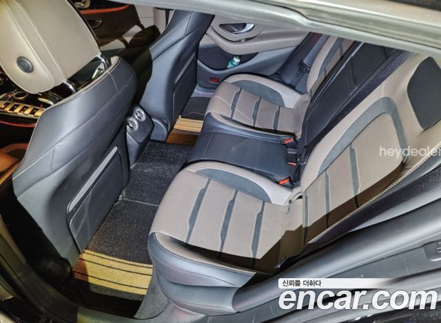 Mercedes-Benz AMG GT 2020 — photo 8