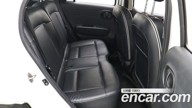 Hyundai Casper 2023 — photo 13