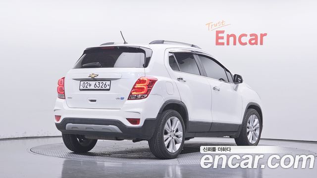 Chevrolet Korea Trax 2017 — photo 2