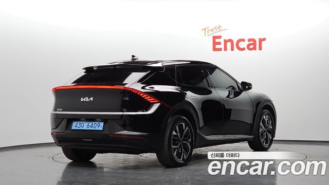 Kia EV6 2022 — photo 2